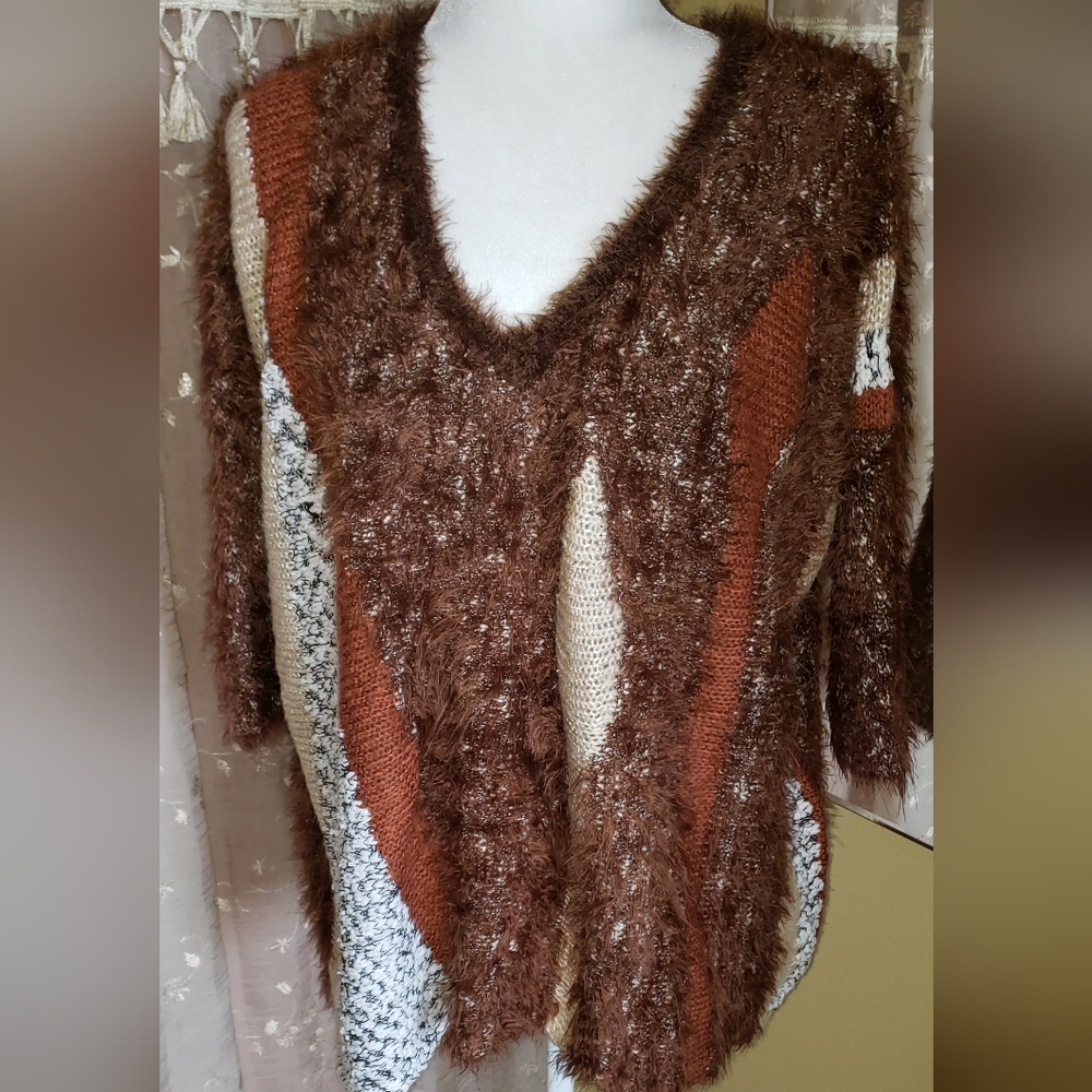 Vip | BOHO Multi Thread Sweater - Picture 10 of 13